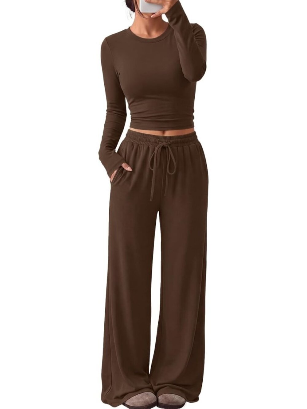 Chic Women's 2-Piece Fall Lounge Set with Pockets | Trendy & Comfortable Outfit